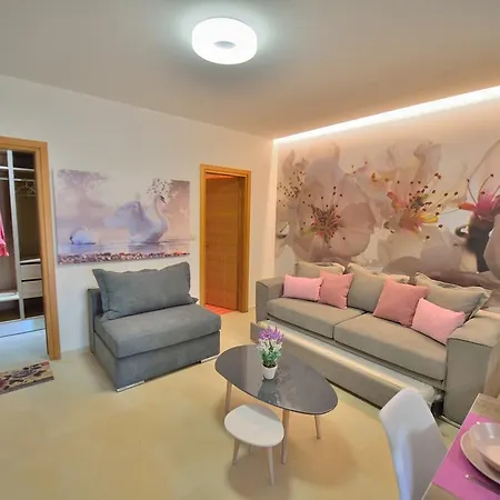 Luxury Argi Apartment